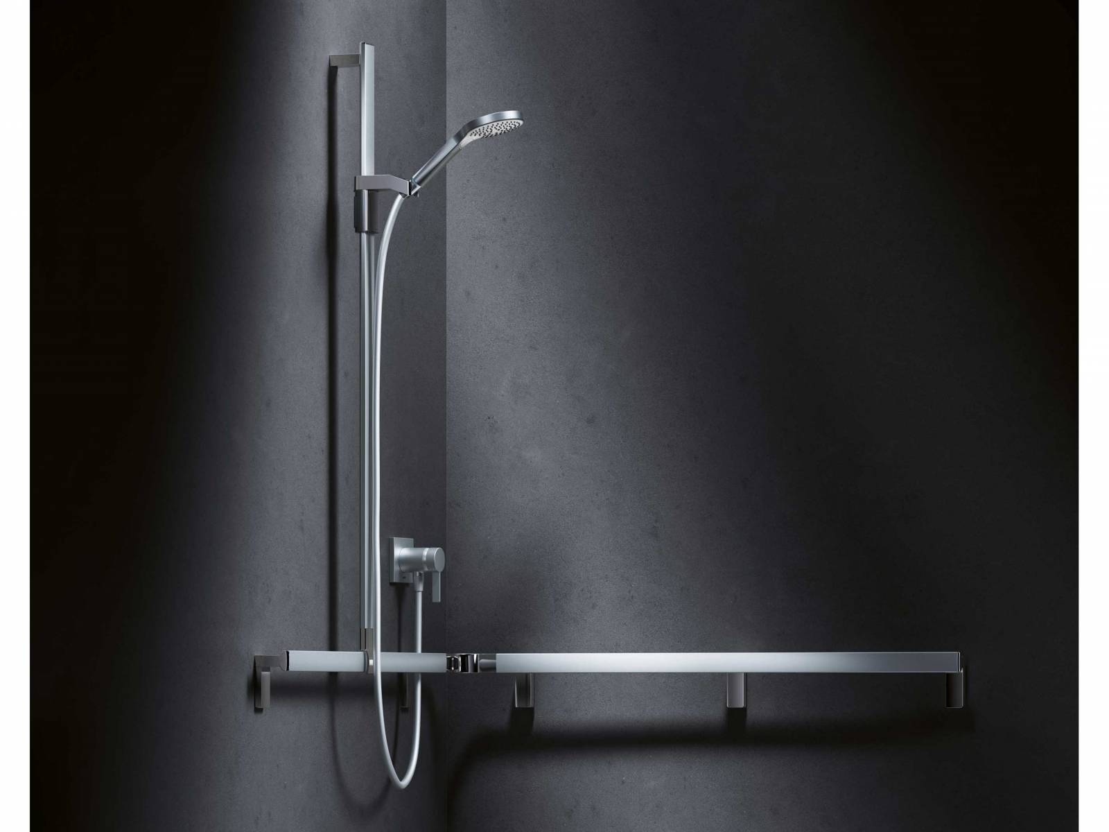 Barrierefreiheit wird meist mit Funktionalität in Verbindung gebracht. Nicht so bei den Badprodukten der Kollektion «Axess», die das Studio F. A. Porsche für Keuco entwickelt hat. Hier steht eine elegante, minimalistische Optik im Vordergrund, die die funktionalen Besonderheiten nicht auf den ersten Blick erkennen lässt. BRINGHEN.
