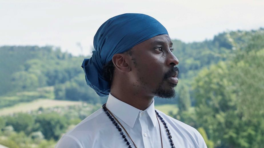 Es ist Zeit – Designer Ini Archibong