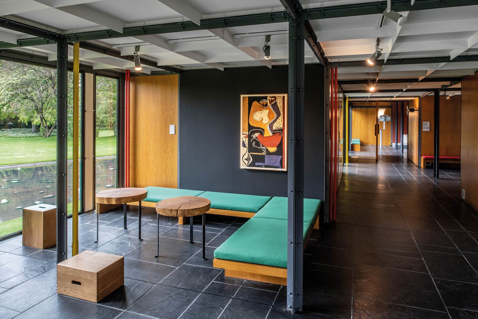 Die Sanierung des architektonischen Juwels war extrem aufwendig. Doch jetzt strahlt der Pavillon von 1967 in alter Schönheit.