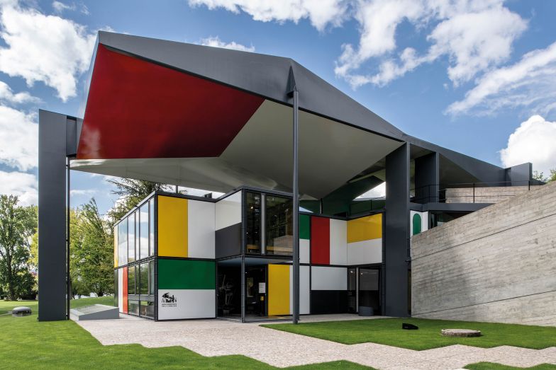 Sämtliche Elemente basieren auf dem Modulor-Masssystem von Le Corbusier.