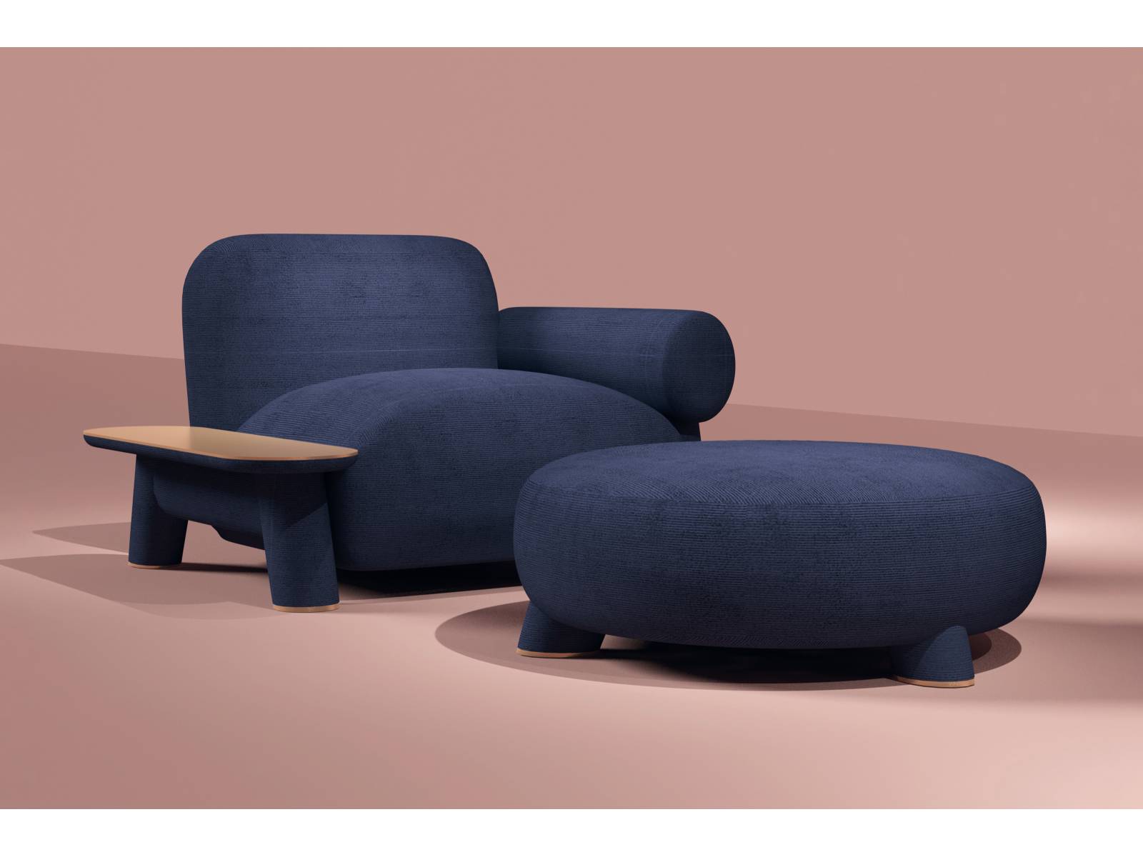 Weiche Formen, bedingt durch eine sehr üppige Polsterung, zeichnen die neue Kollektion an Polstermöbeln aus. Deren besondere Form ist auf Designer Alessandro La Spadas Experimentierfreudigkeit hinsichtlich der Veränderung von Dimensionen zurückzuführen. Clan Milano.